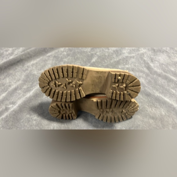 Bertuchi Leather Chelsea Boot size 39/8.5 - Picture 5 of 7